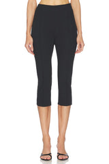 Pintuck Capri