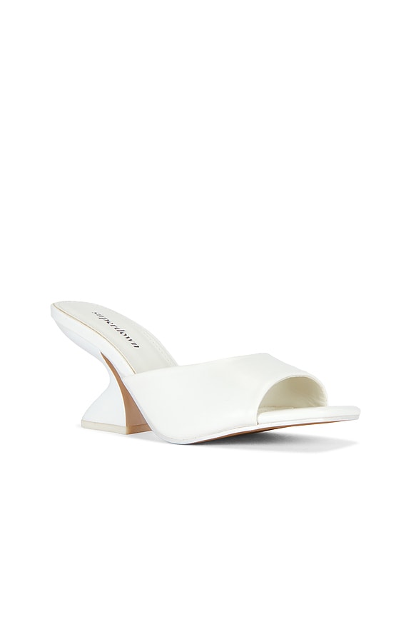 Blanc Sandal
