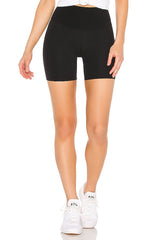 Airweight High Waist Short