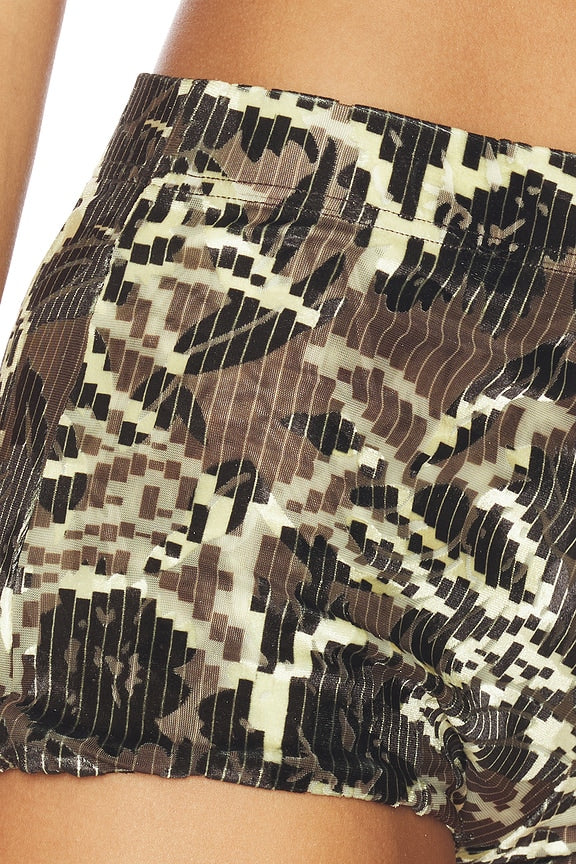 Afra Short