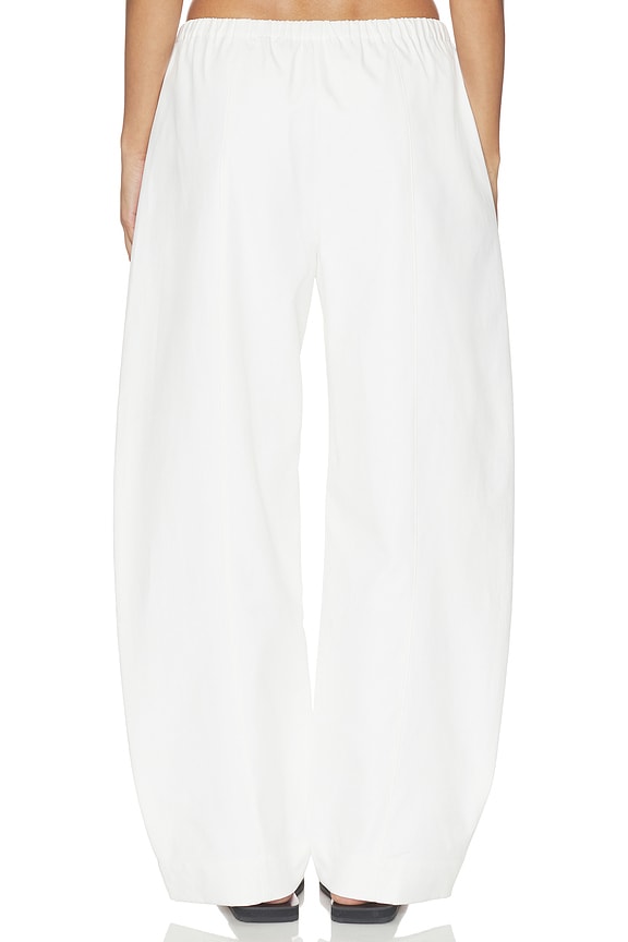Veyra Pant
