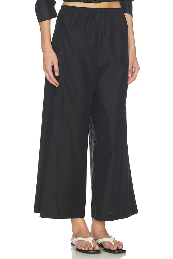 Fluid Cropped Pants