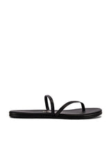 Sarit Sandal