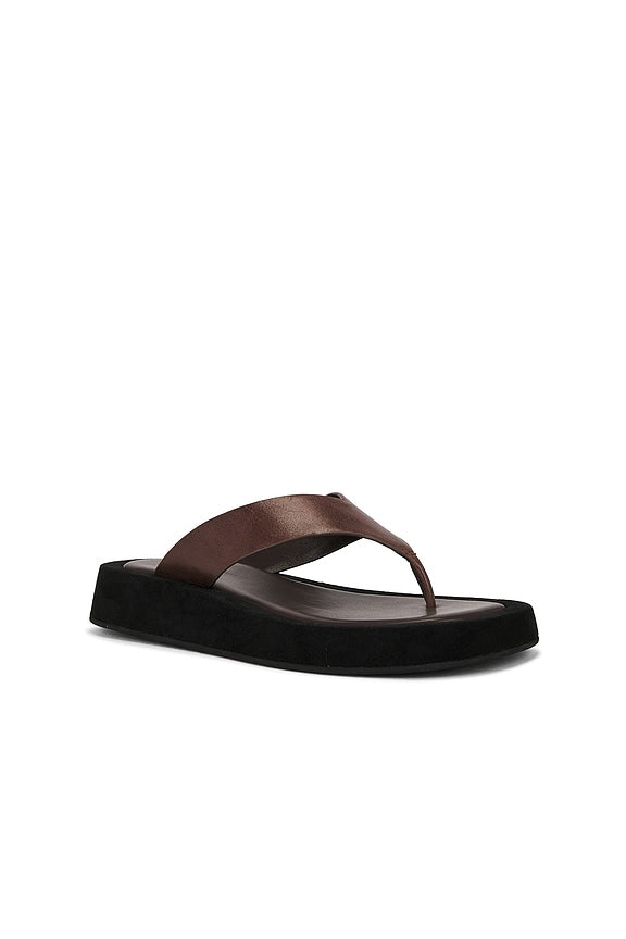 Ives Sandal