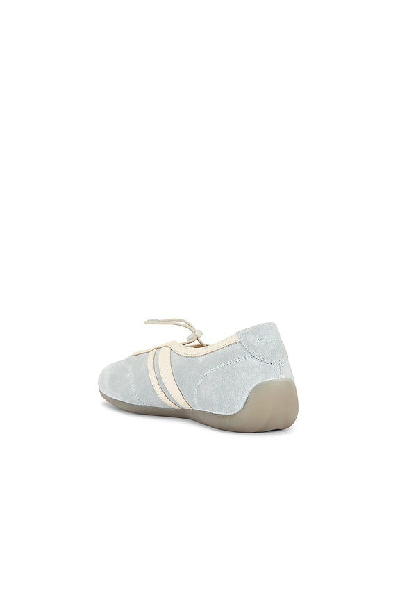 Hollie Suede Sneaker