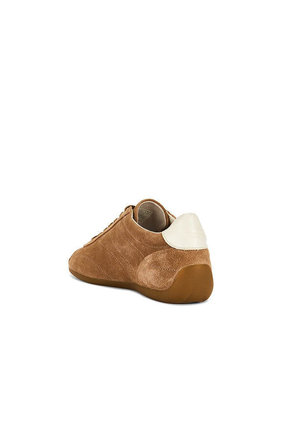 Hollie Sneaker